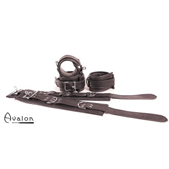 Avalon - LEGEND - Cuffs og Collar sett Sort